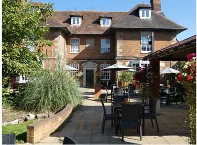 Cocked Hat Pub & Grill