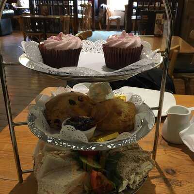 The Edinburgh Woollen Mills Tearoom