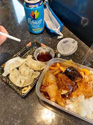 Yokoso Sushi & Bento