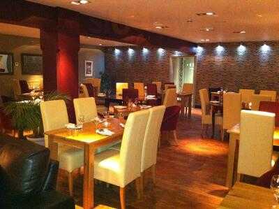 The Three Locks Golf Club And Bistro