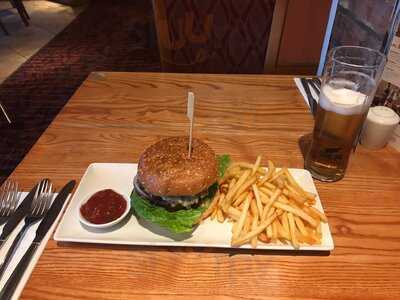 Balkerne Gate Table Table