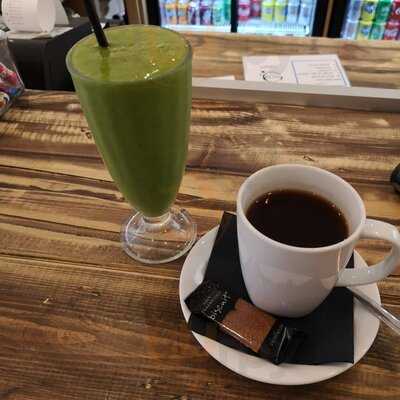 Olly B's Cafe, Kitchen & Bar