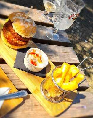 The Lock Keeper - Photo 8