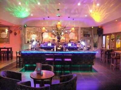 Sphere Bar Lancaster