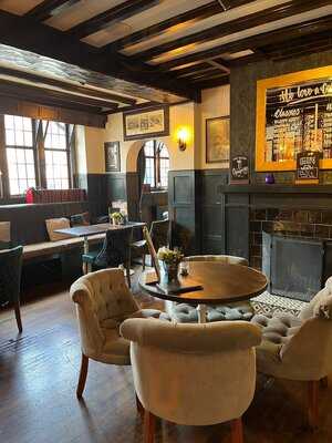 The Royal Windsor Pub