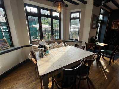 The Royal Windsor Pub