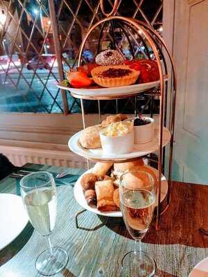 The Morley Bar & Eatery