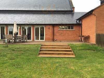 Hampton Court Palace Bar & Restaurant