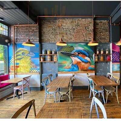 Maisies Gin Bar And Restaurant