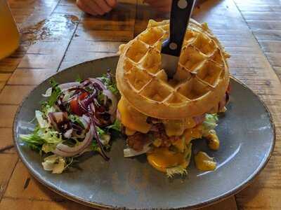 Maisies Gin Bar And Restaurant