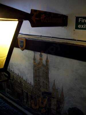 Ye Olde Resteraunt And Fish Shope