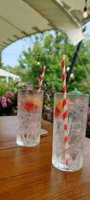 The Wheatsheaf - Combe Hay