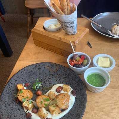 The Wheatsheaf - Combe Hay