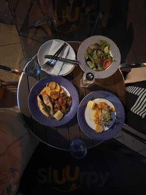 Stazione Restaurant & Coffee Bar