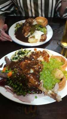 Old Moat House Stonehouse Pizza & Carvery