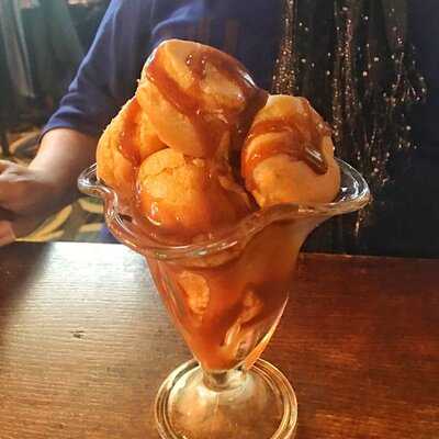 Old Moat House Stonehouse Pizza & Carvery