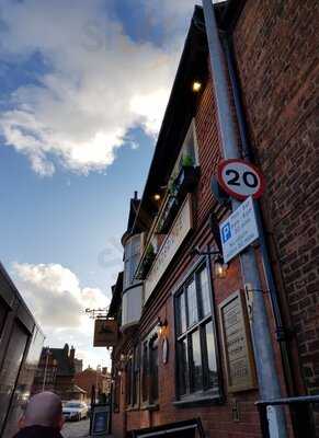 Handbridge Bar & Secret Garden