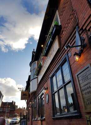 Handbridge Bar & Secret Garden