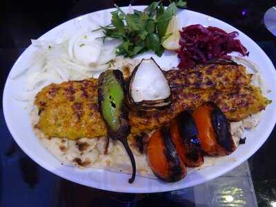 Chnarok Kurdish & Arabic Restaurant