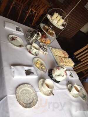 The Arches Bar & Conservatory