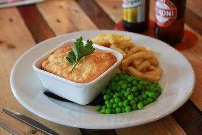 Annies Bar And Bistro