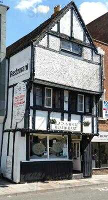 Black & White Restaurant