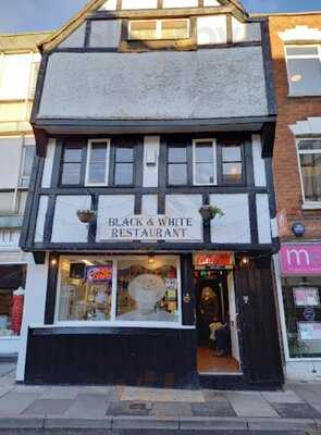Black & White Restaurant