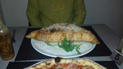 Luna Rossa Pizzeria Italiana
