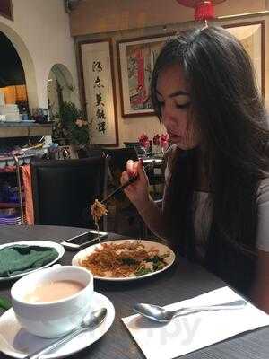 Fai's Oriental Restaurant