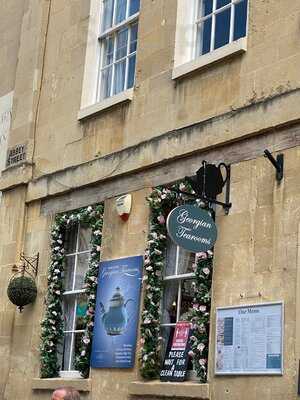Hands Georgian Tearoom