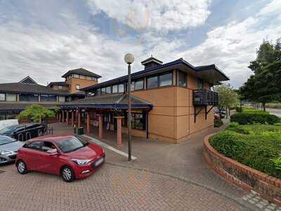 Fishnchickn Milton Keynes