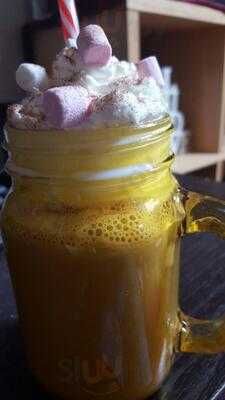 Home Bakery & Cafe Latte