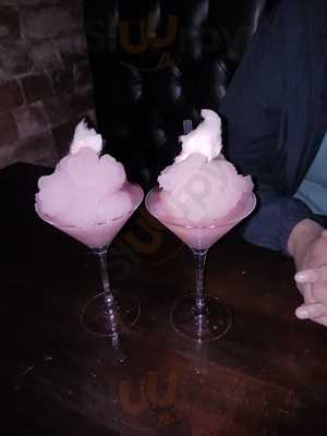 Rag & Bone Burger 'n' Booze