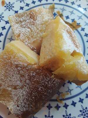 The Artisans Pantry And Sandwich Bar