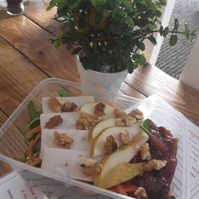 The Artisans Pantry And Sandwich Bar