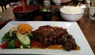 Hana Moon Japanese Restaurant