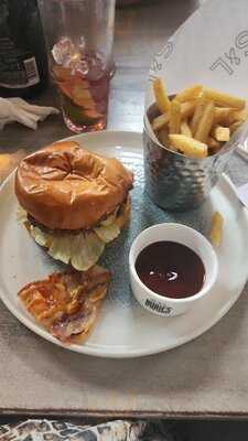 Slug & Lettuce Poole