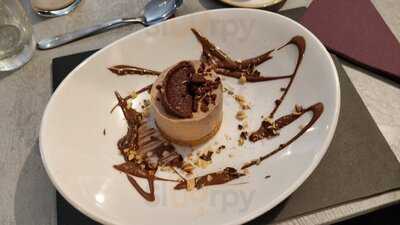 The Slate Restaurant & Bar