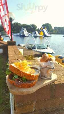 Lakeside Kitchen And Bar