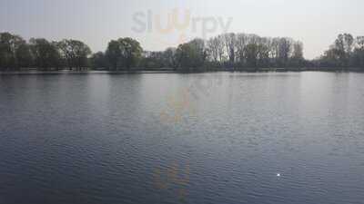 Lakeside Kitchen And Bar