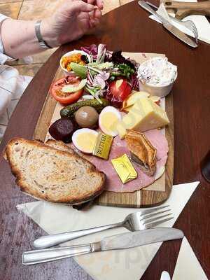 The Bistro At Powderham Farm Shop