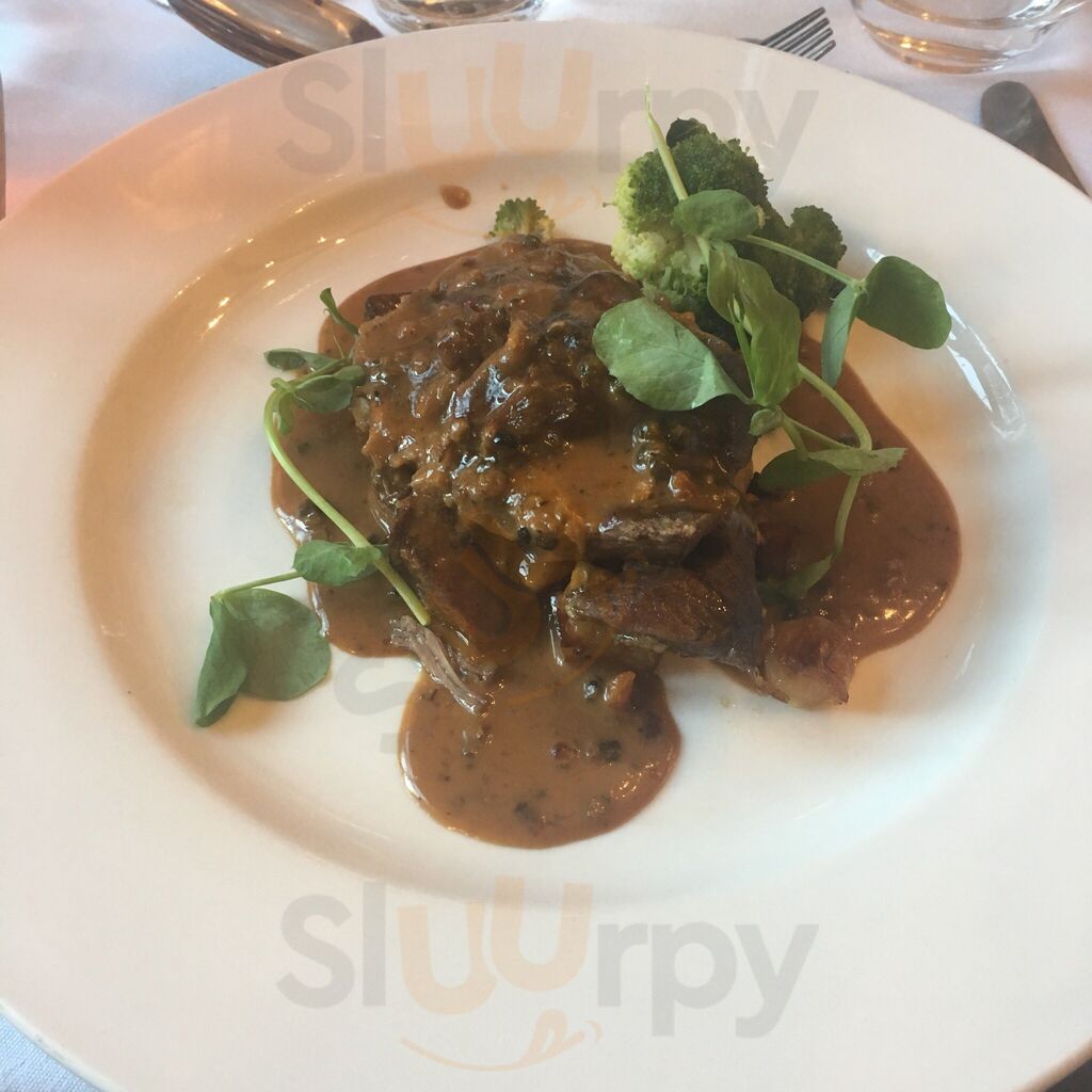 The Oak Room Restaurant