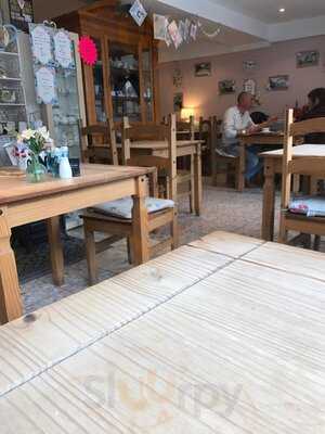 Jacqueline's Tea Rooms & Gifts