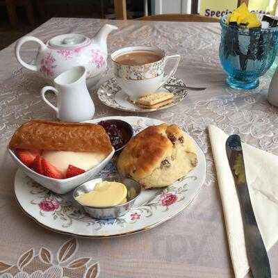 Jacqueline's Tea Rooms & Gifts