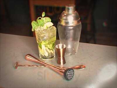 Liquor & Chow @ The Lamprey Building