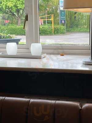 Quays - Pub & Carvery