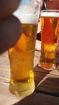 The Three Horseshoes