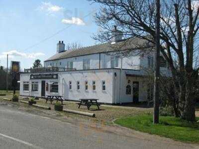 The Three Horseshoes