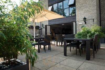 Deacons Restaurant, Bar And Lounge