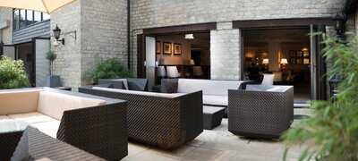 Deacons Restaurant, Bar And Lounge